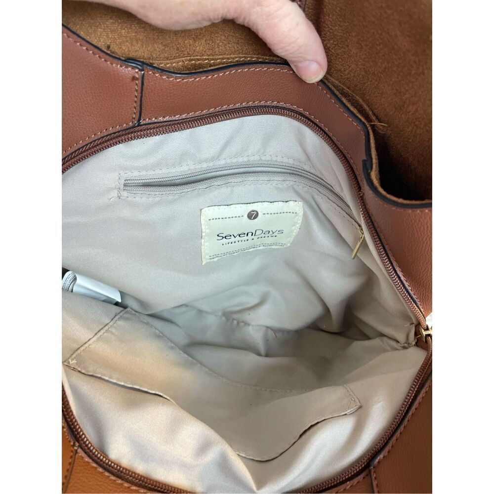 Seven Days Lifestyle & Dreams Vegan Leather Shoulder Bag Brown with Gold Chain - Picture 10 of 14
